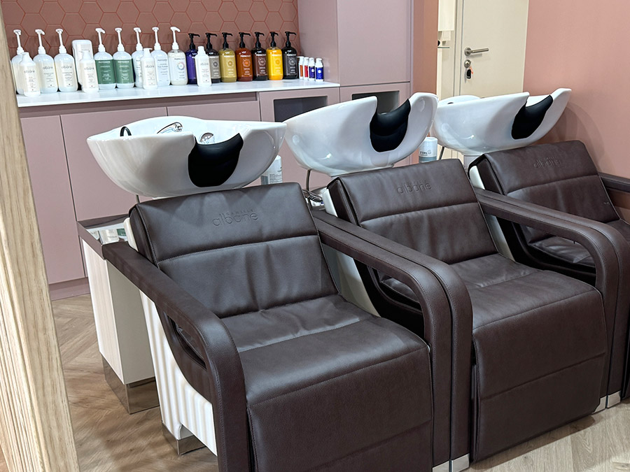Camille_albane_salon_magenta_03